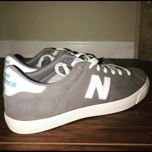 Men’s New Balance 210 Size 9.5